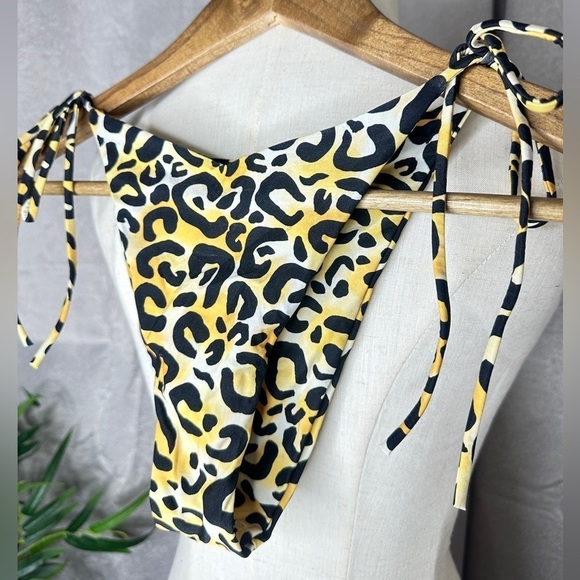 NWT Bond-Eye Golden Leopard Print Cheeky Tie Side Bikini Bottom Sz M - Picture 3 of 9